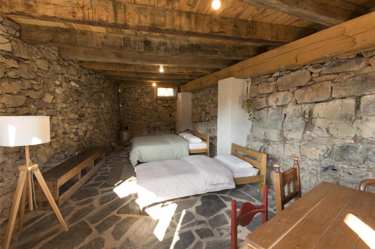 Auberge de jeunesse Mas Rural El Negre à Ogassa Extérieur photo