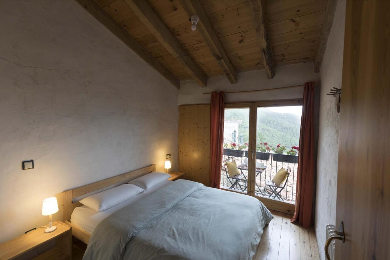 Auberge de jeunesse Mas Rural El Negre à Ogassa Extérieur photo