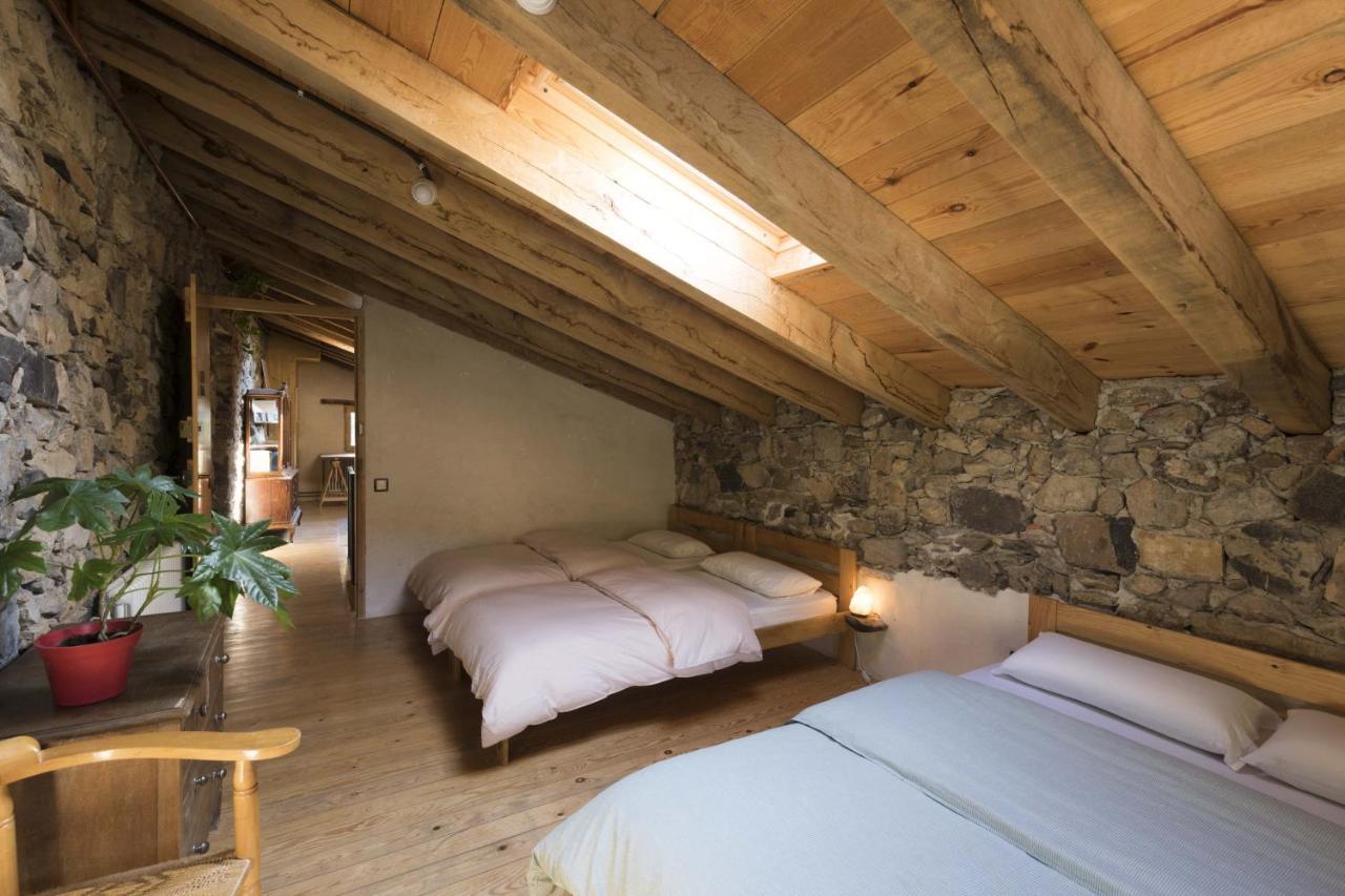 Auberge de jeunesse Mas Rural El Negre à Ogassa Extérieur photo