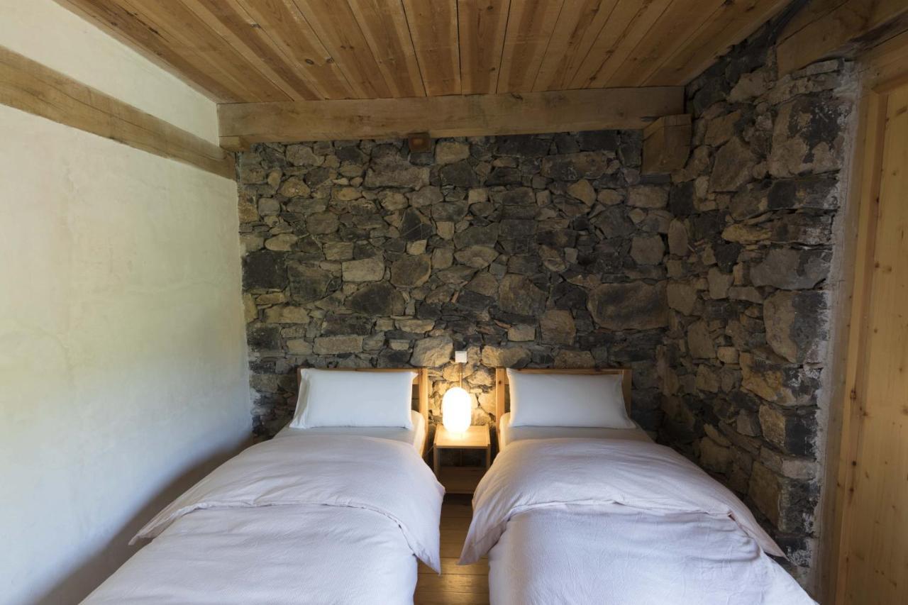Auberge de jeunesse Mas Rural El Negre à Ogassa Extérieur photo