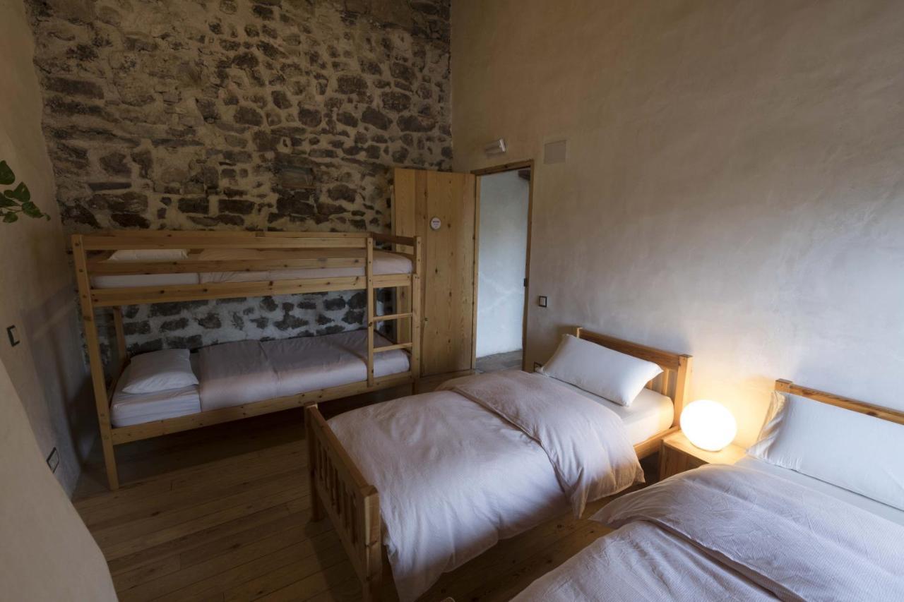 Auberge de jeunesse Mas Rural El Negre à Ogassa Extérieur photo