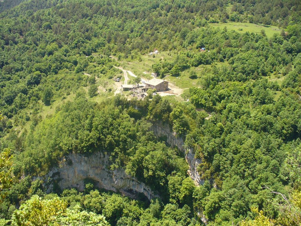 Auberge de jeunesse Mas Rural El Negre à Ogassa Extérieur photo